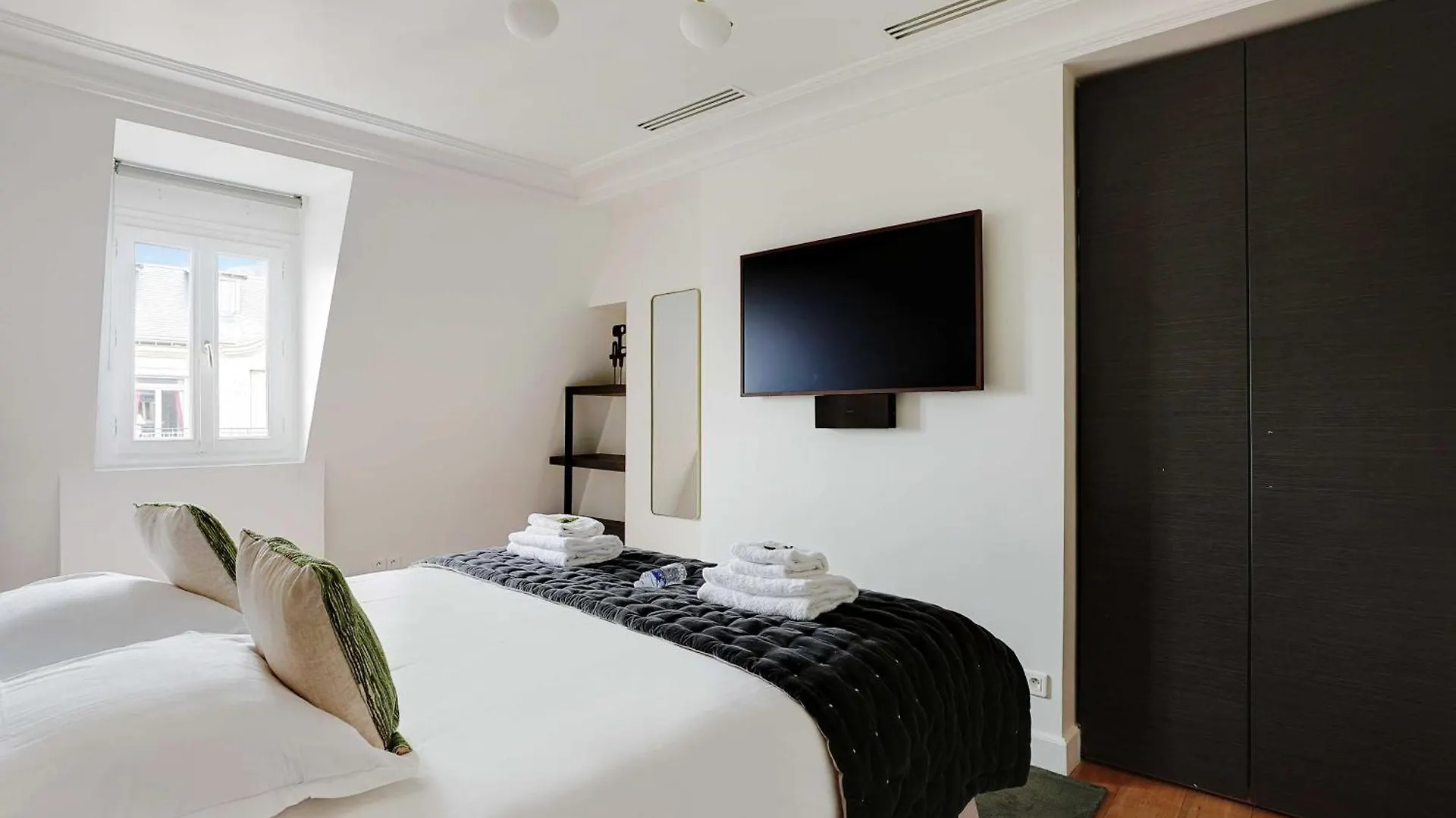 Sumptuous Apartment - 4Ch-8P - Champs Elyseees Paris 0*,