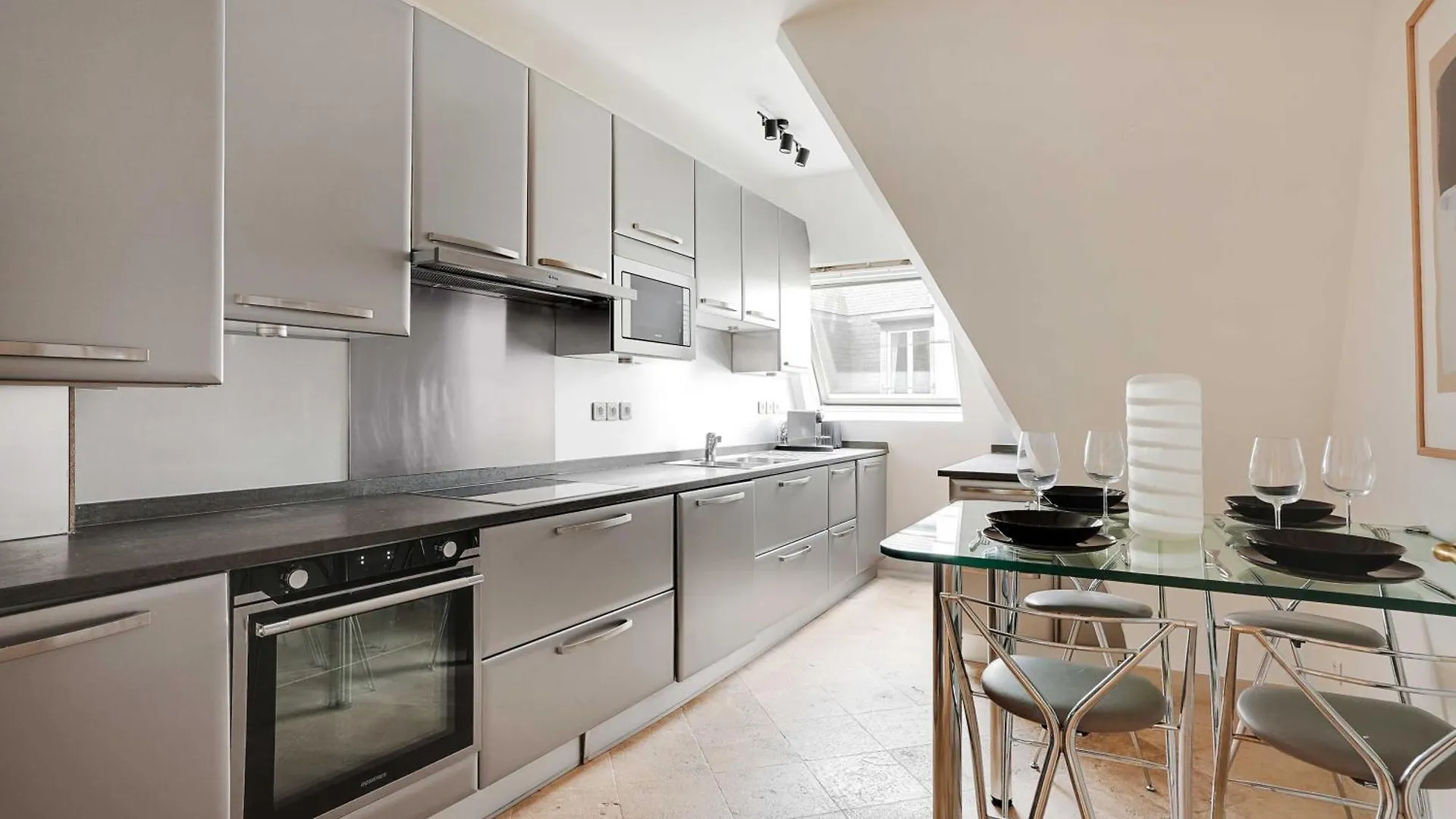 Sumptuous Apartment - 4Ch-8P - Champs Elyseees Paris