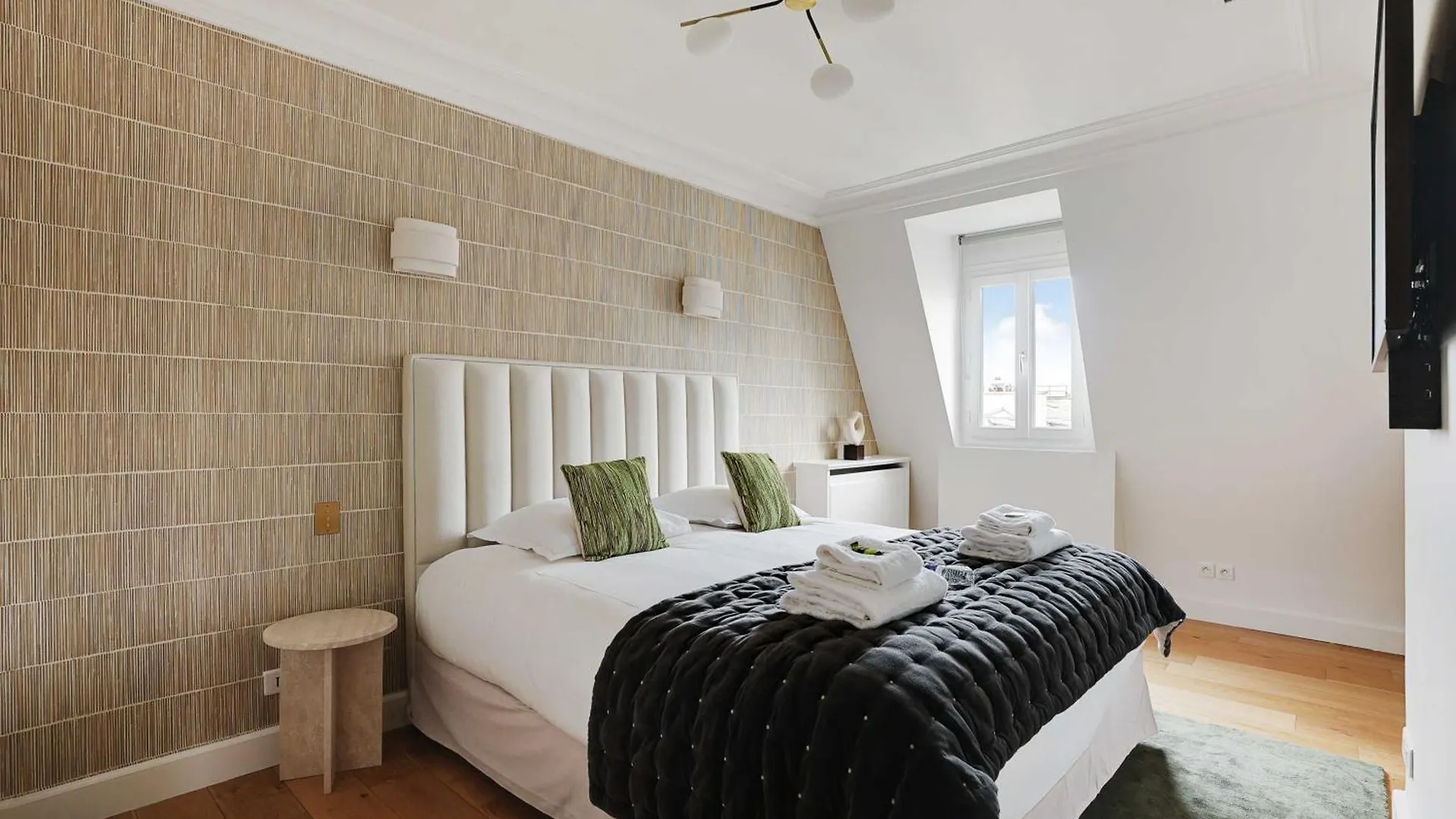 Sumptuous Apartment - 4Ch-8P - Champs Elyseees Paris 0*,  Frankrig